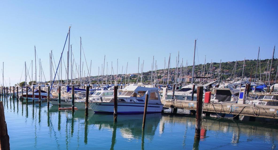 Floating House Hurrea Villa Portoroz Bagian luar foto