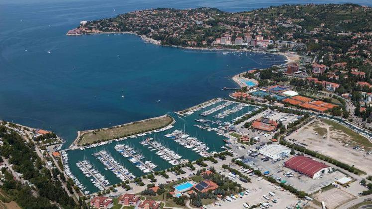 Floating House Hurrea Villa Portoroz Bagian luar foto