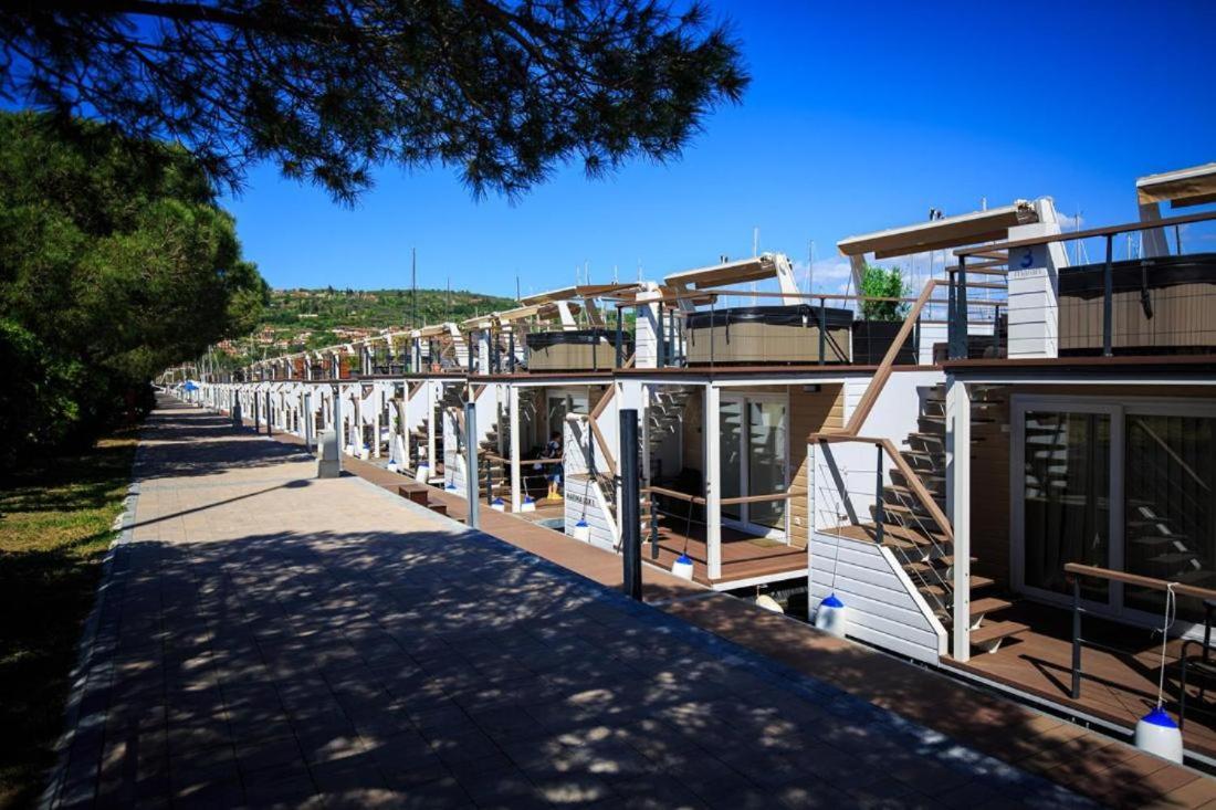 Floating House Hurrea Villa Portoroz Bagian luar foto