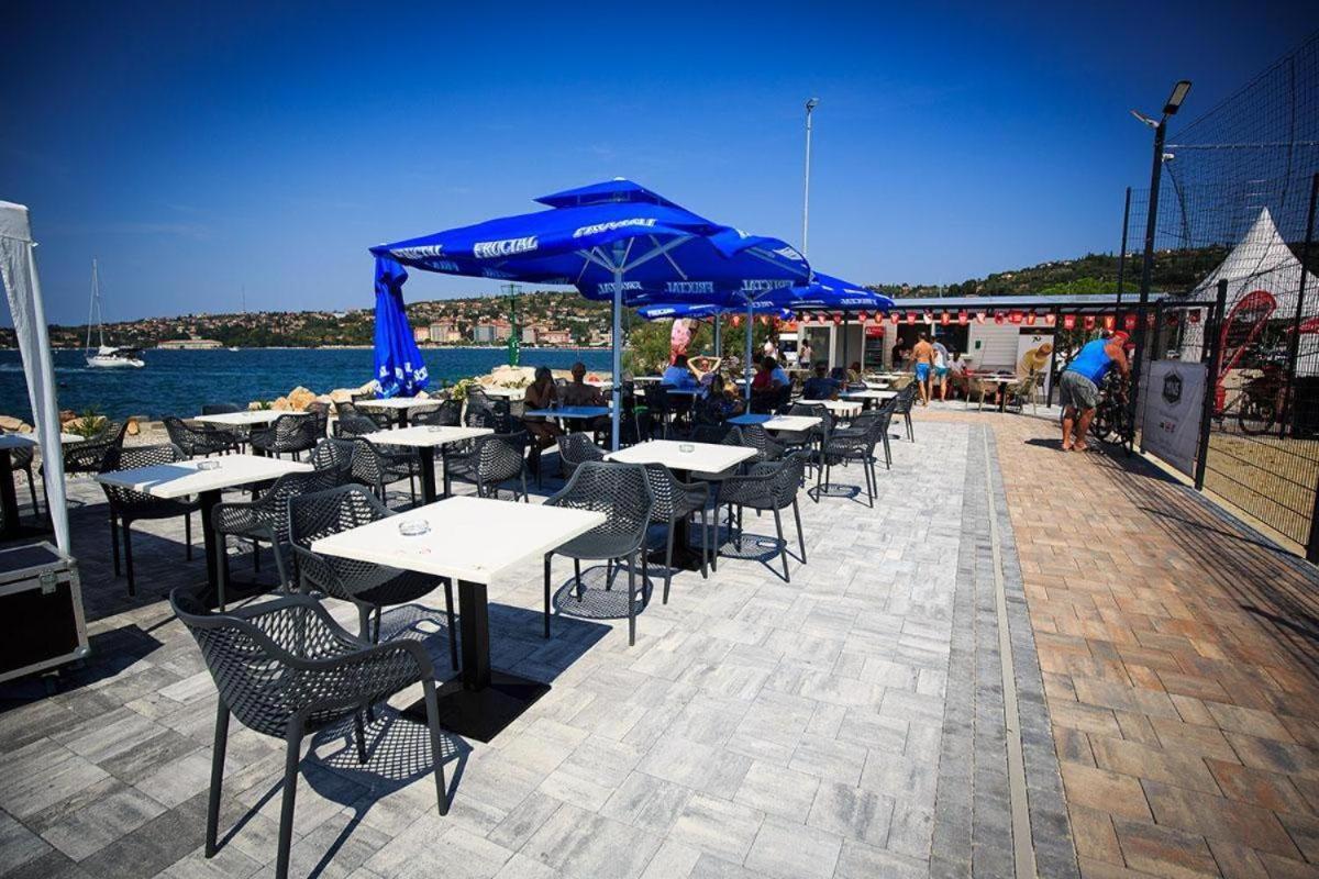 Floating House Hurrea Villa Portoroz Bagian luar foto
