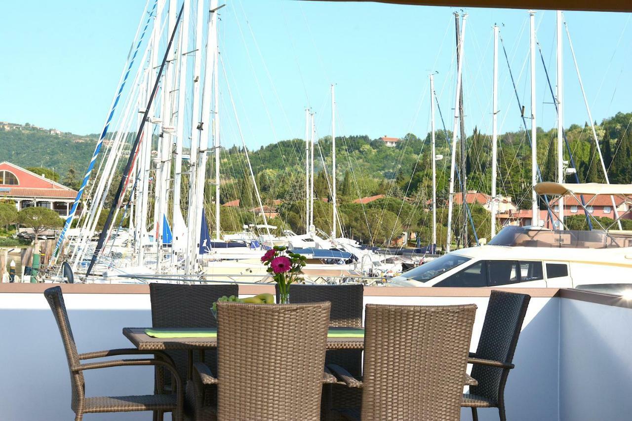 Floating House Hurrea Villa Portoroz Bagian luar foto